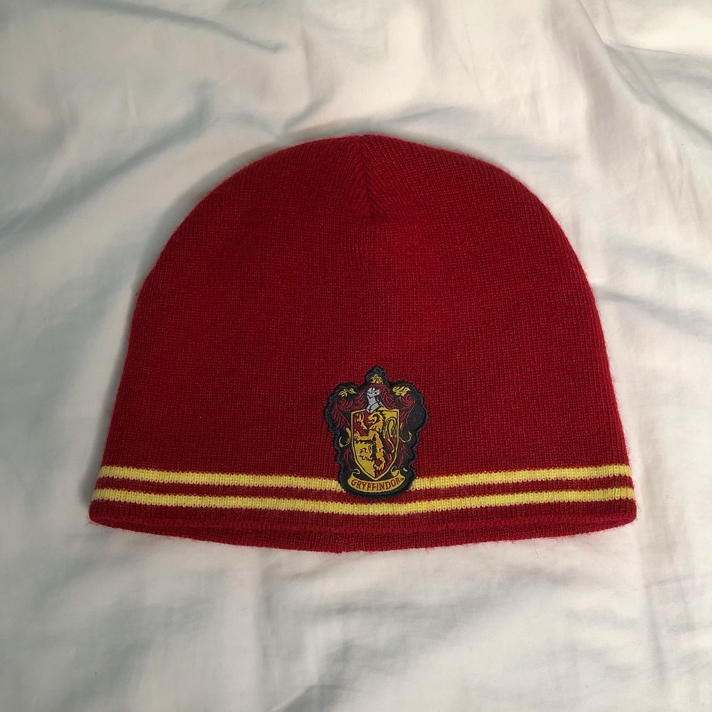 Harry Potter Gryffindor knitted beanie from universal studios